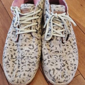 TOMS women leopard booties